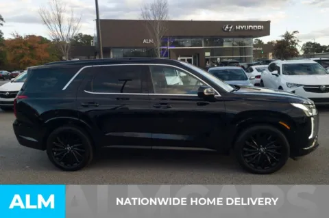 More photos of 2024 Hyundai Palisade Calligraphy Night Edition at ALM Hyundai Florence, SC