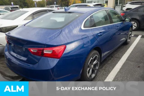 More photos of 2023 Chevrolet Malibu LT at ALM Hyundai Florence, SC