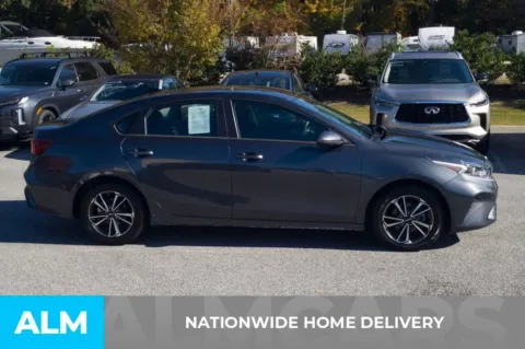 More photos of 2023 Kia Forte LXS at ALM Hyundai Florence, SC