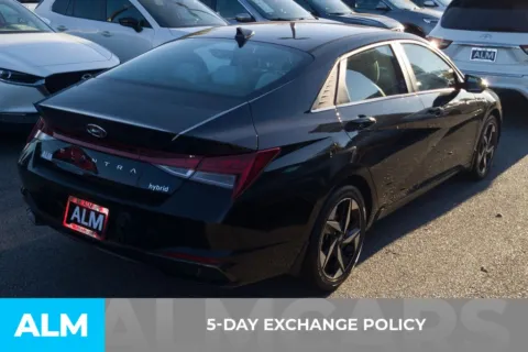 More photos of 2023 Hyundai Elantra Hybrid Limited at ALM Hyundai Florence, SC