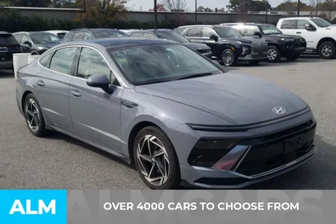 Another view of 2024 Hyundai Sonata SEL for sale in Florence, SC at ALM Hyundai Florence