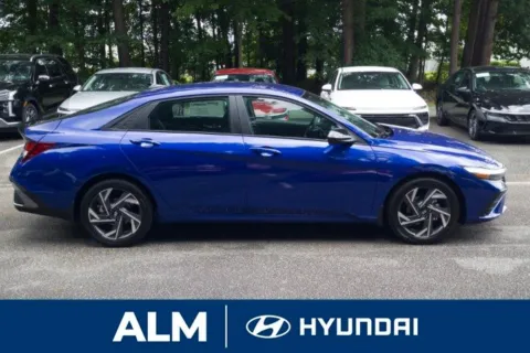More photos of 2025 Hyundai Elantra SEL Sport at ALM Hyundai Florence, SC