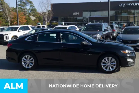 More photos of 2023 Chevrolet Malibu LT at ALM Hyundai Florence, SC