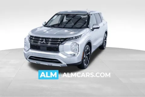 Silver 2024 Mitsubishi Outlander SE for sale in Union City, GA