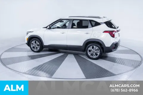 More photos of 2024 Kia Seltos S at ALM Kia South, GA
