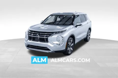 Silver 2025 Mitsubishi Outlander SE for sale in Union City, GA