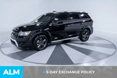 More photos of 2019 Dodge Journey Crossroad at ALM Kia South, GA