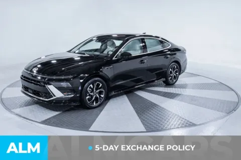 More photos of 2025 Hyundai Sonata SEL at ALM Kia South, GA