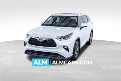 Red 2023 Toyota Highlander Hybrid Bronze Edition for sale in Union City, GA