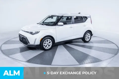 More photos of 2024 Kia Soul LX at ALM Kia South, GA