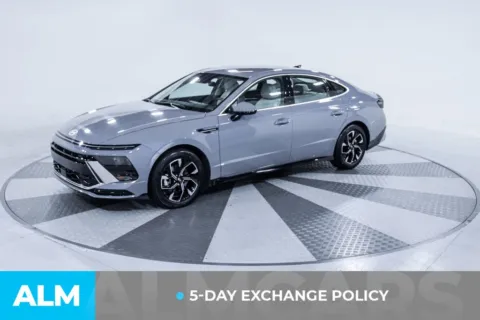 More photos of 2025 Hyundai Sonata SEL at ALM Kia South, GA