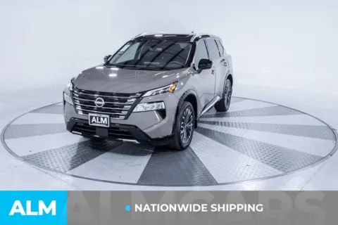 Another view of 2024 Nissan Rogue Platinum for sale in Union City, GA at ALM Kia South