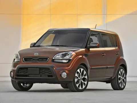 Silver 2013 Kia Soul for sale in Union City, GA