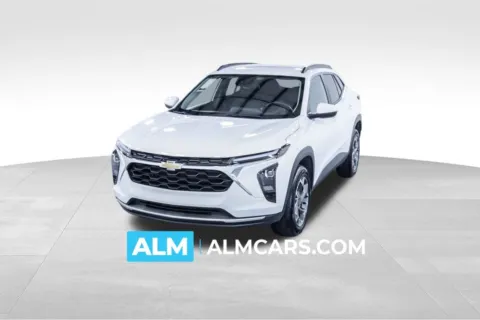 White 2025 Chevrolet Trax LT for sale in Union City, GA