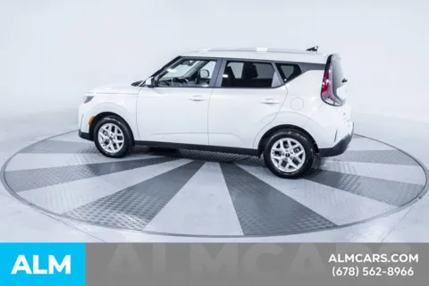 More photos of 2025 Kia Soul LX at ALM Kia South, GA