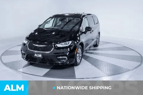 Another view of 2024 Chrysler Pacifica Hybrid Select for sale in Union City, GA at ALM Kia South