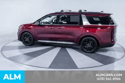 More photos of 2022 Kia Carnival SX Prestige at ALM Kia South, GA