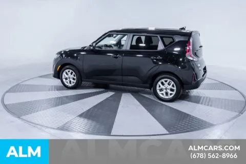 More photos of 2024 Kia Soul LX at ALM Kia South, GA