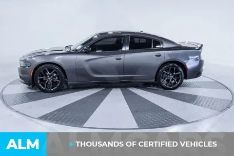 More photos of 2022 Dodge Charger SXT at ALM Kia South, GA