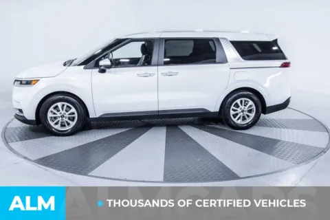 More photos of 2024 Kia Carnival LX at ALM Kia South, GA