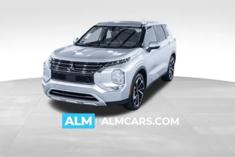 Silver 2024 Mitsubishi Outlander SE for sale in Union City, GA