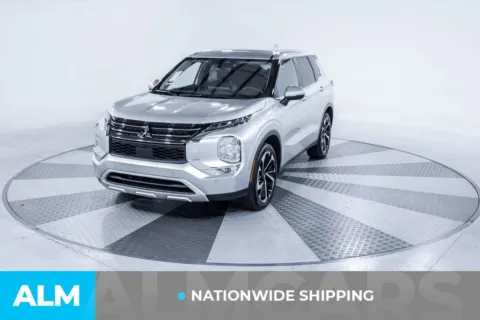 Another view of 2024 Mitsubishi Outlander SE for sale in Union City, GA at ALM Kia South