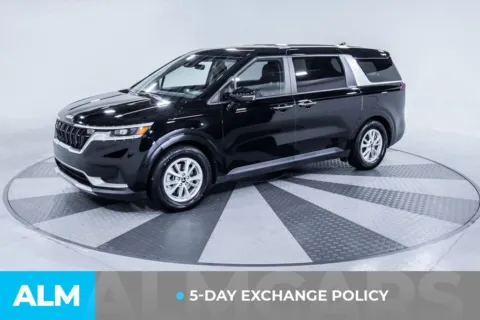 More photos of 2022 Kia Carnival LXS at ALM Kia South, GA