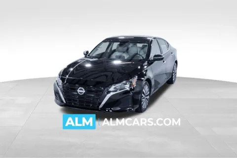 Black 2025 Nissan Altima 2.5 SV for sale in Union City, GA