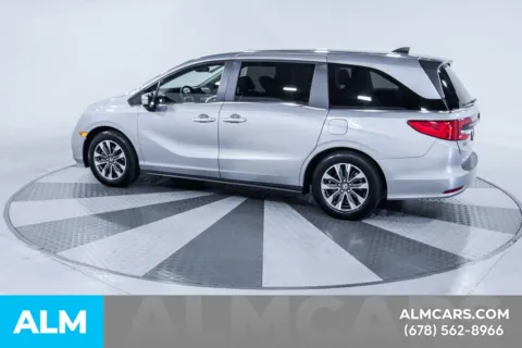 More photos of 2024 Honda Odyssey EX-L at ALM Kia South, GA