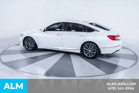 More photos of 2021 Honda Accord EX-L at ALM Kia South, GA