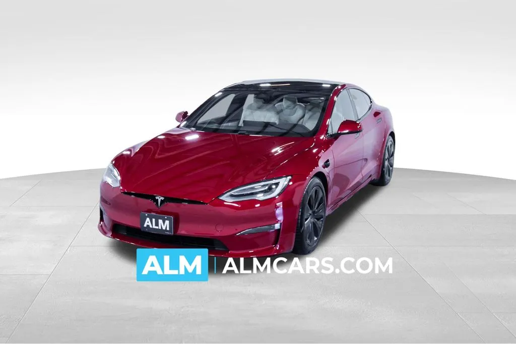 Red 2021 Tesla Model S Plaid for sale in Union City, GA