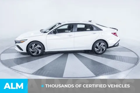 More photos of 2025 Hyundai Elantra SEL Sport at ALM Kia South, GA