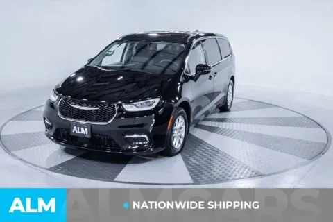 Photos of 2024 Chrysler Pacifica Touring L for sale in Union City, GA at ALM Kia South