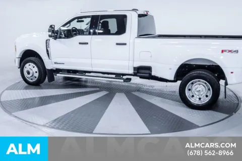 More photos of 2025 Ford F-450SD XLT at ALM Kia South, GA