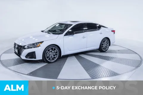 Another view of 2023 Nissan Altima 2.0 SR for sale in Union City, GA at ALM Kia South