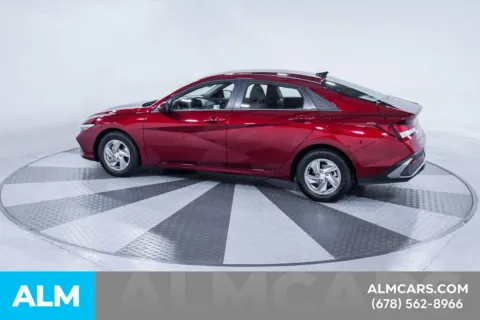 More photos of 2025 Hyundai Elantra SE at ALM Kia South, GA