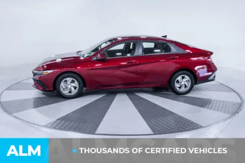 More photos of 2025 Hyundai Elantra SE at ALM Kia South, GA