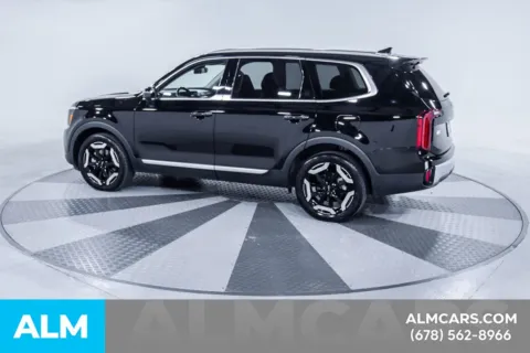 More photos of 2024 Kia Telluride S at ALM Kia South, GA