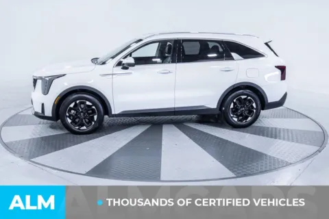 More photos of 2024 Kia Sorento S at ALM Kia South, GA