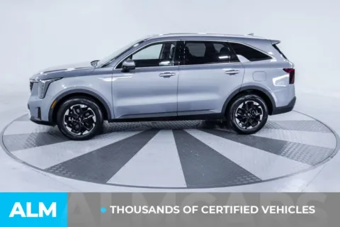 More photos of 2024 Kia Sorento S at ALM Kia South, GA