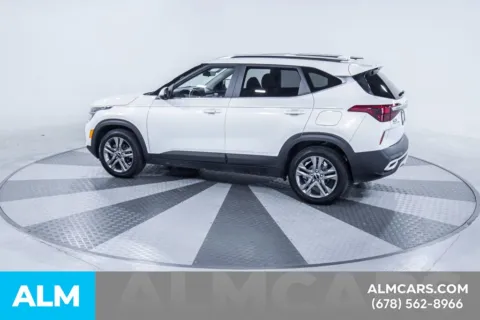 More photos of 2022 Kia Seltos S at ALM Kia South, GA