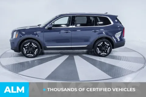 More photos of 2025 Kia Telluride S at ALM Kia South, GA