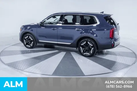More photos of 2025 Kia Telluride S at ALM Kia South, GA