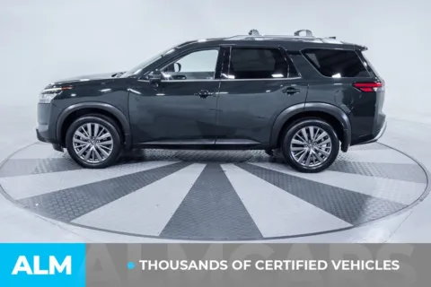 More photos of 2024 Nissan Pathfinder SL at ALM Kia South, GA