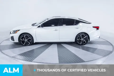 More photos of 2023 Nissan Altima 2.5 SR at ALM Kia South, GA