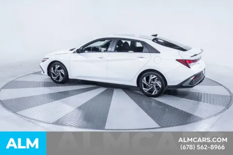 More photos of 2025 Hyundai Elantra SEL Sport at ALM Kia South, GA