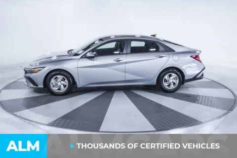 More photos of 2025 Hyundai Elantra SE at ALM Kia South, GA