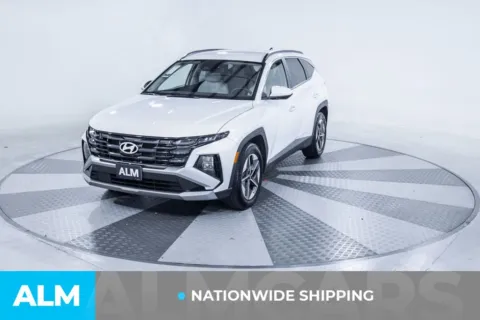 Photos of 2025 Hyundai Tucson SEL for sale in Union City, GA at ALM Kia South