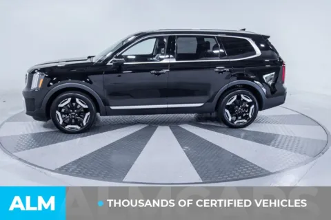 More photos of 2025 Kia Telluride S at ALM Kia South, GA