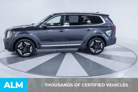 More photos of 2025 Kia Telluride S at ALM Kia South, GA